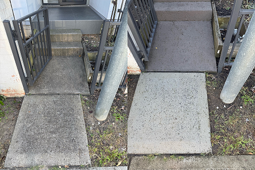 Dirty weathered house exterior before pressure washing